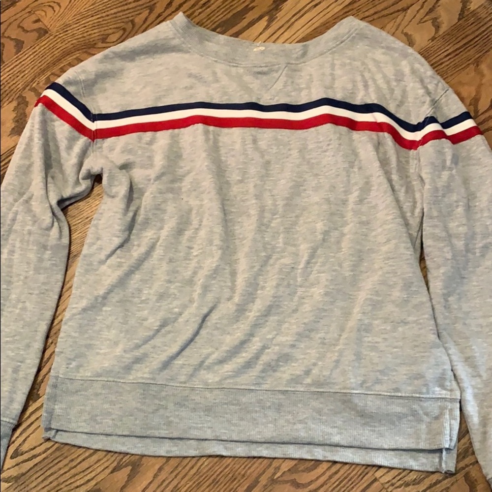 Juniors crew neck sweatshirt